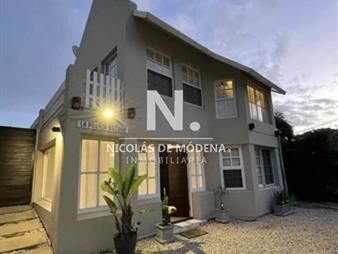 https://web5.gallito.com.uy/vende-casa-de-4-dormitorios-en-la-barra-montoya-inmuebles-27297624