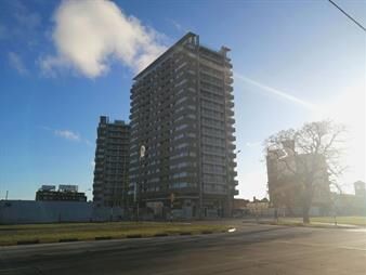 https://www.gallito.com.uy/venta-de-apartamento-de-2-dormitorios-en-distrito-m-malvin-inmuebles-26707854
