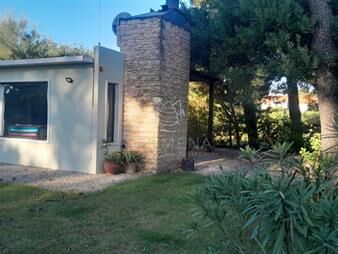 https://web5.gallito.com.uy/casa-en-punta-ballena-tio-tom-inmuebles-27235157