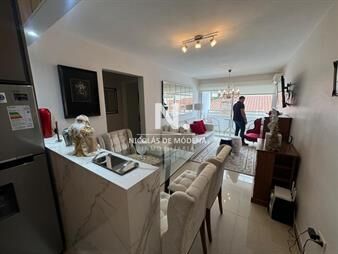 https://web5.gallito.com.uy/vende-apartamento-en-edificio-de-primera-fila-inmuebles-26815164
