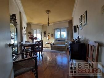 https://web5.gallito.com.uy/apartamento-de-2-dormitorios-en-venta-en-cordon-inmuebles-25669814