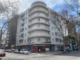 https://web5.gallito.com.uy/excelente-ubicacion-edificio-art-deco-alquilado-inmuebles-25984912