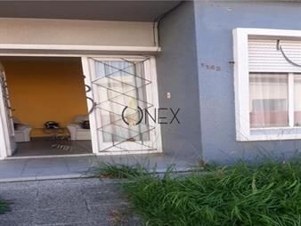 https://www.gallito.com.uy/se-vende-gran-casa-en-pando-a-pasos-del-centro-inmuebles-27306930