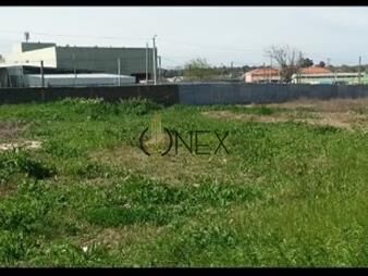 https://web5.gallito.com.uy/venta-de-terreno-inmuebles-27307033