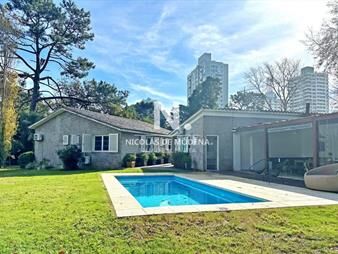 https://web5.gallito.com.uy/venta-de-casa-de-4-dormitorios-en-mansa-punta-inmuebles-27307532