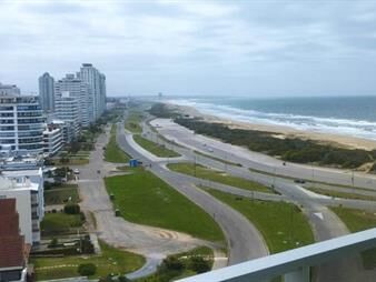 https://web5.gallito.com.uy/alquiler-depto-3-suites-vista-al-mar-y-amenities-inmuebles-26139937