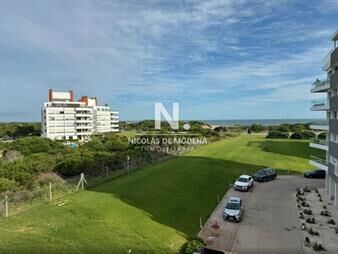 https://web5.gallito.com.uy/hermoso-departamento-en-edificio-silente-inmuebles-25035089