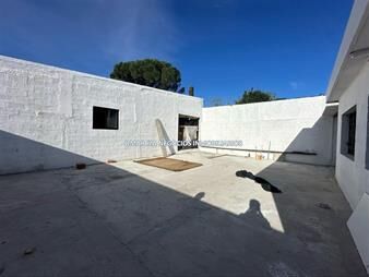 https://www.gallito.com.uy/alquiler-local-galpon-mas-casa-en-malvin-inmuebles-27317050