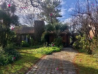 https://www.gallito.com.uy/venta-casa-de-3-dormitorios-barrio-pinares-inmuebles-27091583