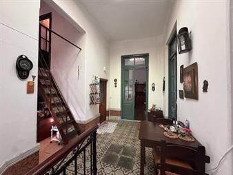 https://web5.gallito.com.uy/ph-planta-alta-independiente-luminosa-y-mantenida-gran-a-inmuebles-27317603