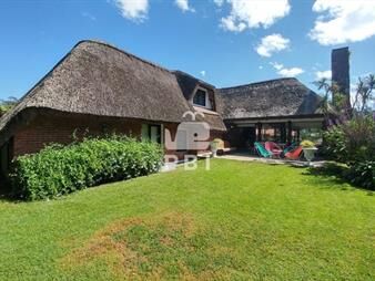 https://web5.gallito.com.uy/casa-en-venta-playa-mansa-3-dormitorios-inmuebles-24227027