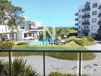 https://web5.gallito.com.uy/apartamento-en-venta-de-3-dormitorios-en-punta-inmuebles-25035904