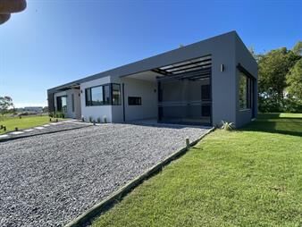 https://www.gallito.com.uy/venta-de-casa-en-colonia-con-3-dormitorios-inmuebles-27156372