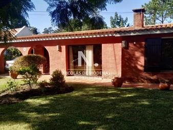 https://web5.gallito.com.uy/casa-de-4-dormitorios-en-pinares-punta-del-este-inmuebles-25042237