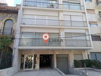 https://web5.gallito.com.uy/venta-apartamento-punta-carretas-4-dormitorios-3-inmuebles-27283867