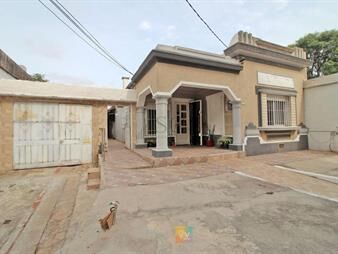 https://www.gallito.com.uy/venta-casa-4-dormitorios-2-baños-garaje-en-ituzaingo-inmuebles-26962172