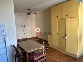 https://web5.gallito.com.uy/confortable-monoambiente-con-terraza-en-zona-tres-inmuebles-27343666