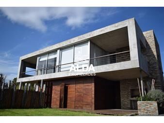 https://www.gallito.com.uy/casa-en-punta-colorada-altos-punta-colorada-ii-ref-ca2009-inmuebles-20805701