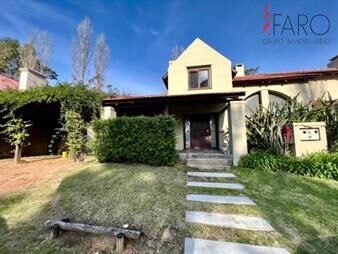 https://www.gallito.com.uy/casa-en-barrio-privado-parque-pinares-2-inmuebles-25207585