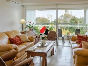 https://web5.gallito.com.uy/increible-unidad-en-venta-a-pasos-del-mar-inmuebles-27352326
