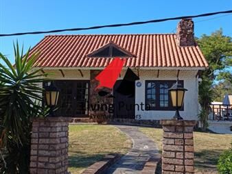 https://www.gallito.com.uy/casa-en-punta-del-este-pinares-inmuebles-27352362