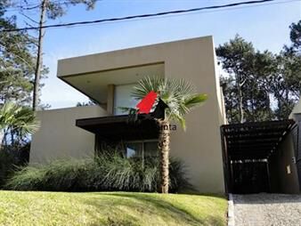 https://www.gallito.com.uy/casa-en-venta-montoya-a-pasos-del-mar-inmuebles-27352459