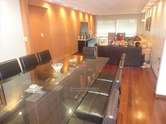 https://web5.gallito.com.uy/apto-en-venta-de-4-dorm-servicio-con-garaje-pocitos-inmuebles-16579372