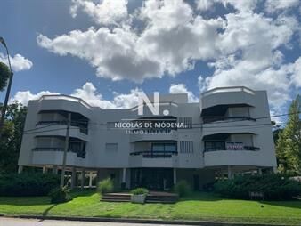 https://web5.gallito.com.uy/vende-apartamento-de-2-dormitorios-en-playa-punta-inmuebles-27174622