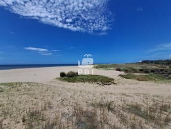 https://www.gallito.com.uy/exclusivo-lote-sobre-la-playa-en-santa-monica-inmuebles-24882087