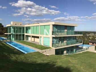 https://web5.gallito.com.uy/monoambiente-en-venta-en-punta-del-este-inmuebles-25042898