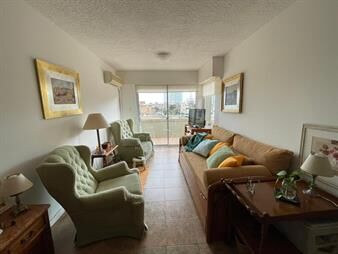 https://web5.gallito.com.uy/apartamento-de-1-dormitorio-en-aidy-grill-punta-inmuebles-24271655