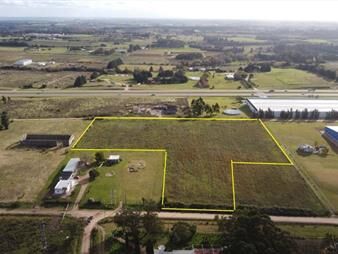 https://www.gallito.com.uy/venta-de-terreno-en-las-piedras-sobre-ruta-5-inmuebles-25588367