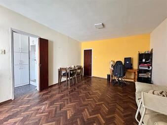 https://web5.gallito.com.uy/venta-apartamento-2-dormitorios-malvin-con-renta-inmuebles-27369867