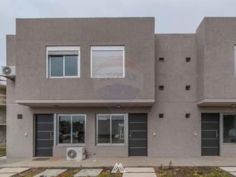 https://www.gallito.com.uy/venta-casa-de-2-dormitorios-y-cochera-en-pando-inmuebles-27369886