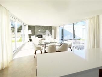 https://web5.gallito.com.uy/venta-casa-en-barrio-privado-3-dormitorios-inmuebles-25043084