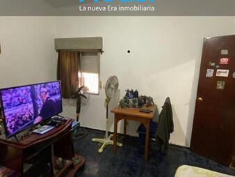https://web5.gallito.com.uy/venta-casa-1-dormitorio-bien-ubicado-zona-cerrito-excele-inmuebles-27313682