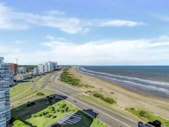 https://web5.gallito.com.uy/venta-apto-con-vista-al-mar-4-dormitorios-inmuebles-27373821