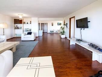 https://web5.gallito.com.uy/venta-apartamento-punta-del-este-con-vista-al-mar-inmuebles-27373824