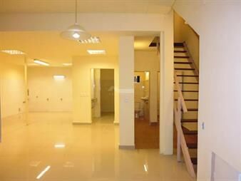 https://www.gallito.com.uy/venta-local-comercial-con-deposito-y-casa-barrio-sur-ejido-inmuebles-24890141