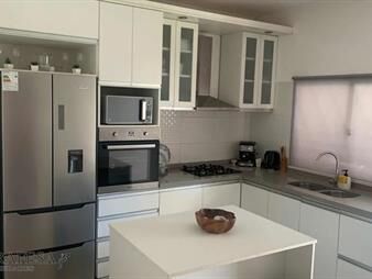 https://web5.gallito.com.uy/casa-en-venta-1-dormitorios-2-baã±os-patio-inmuebles-27374280