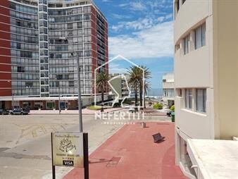 https://web5.gallito.com.uy/apartamento-a-pasos-del-puerto-1-dormitorio-inmuebles-27374521