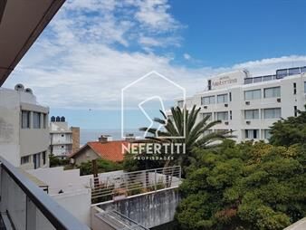 https://web5.gallito.com.uy/apartamento-amplio-a-pasos-del-puerto-inmuebles-27374523