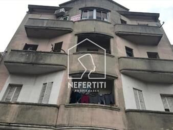 https://web5.gallito.com.uy/practico-apartamento-frente-al-mercado-del-puerto-inmuebles-27374525