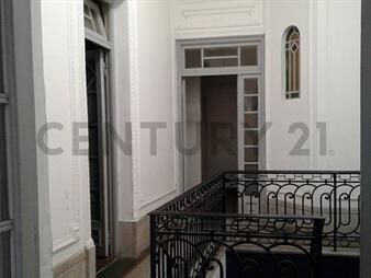 https://web5.gallito.com.uy/casa-de-altos-al-frente-villa-muñoz-4-dorm-balcon-con-inmuebles-26386238