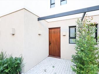 https://www.gallito.com.uy/venta-de-casa-en-barra-de-carrasco-3-dormitorios-inmuebles-27170262