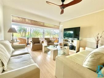 https://web5.gallito.com.uy/mansa-primera-linea-departamento-de-3-inmuebles-25583384
