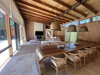 https://web5.gallito.com.uy/vende-casa-de-5-dormitorios-en-laguna-escondida-inmuebles-27002426
