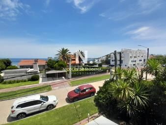 https://web5.gallito.com.uy/espectacular-propiedad-en-la-penisnula-en-venta-inmuebles-26923607