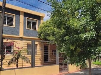 https://web5.gallito.com.uy/se-vende-casa-de-2-plantas-de-3-dormitorios-en-inmuebles-26837058