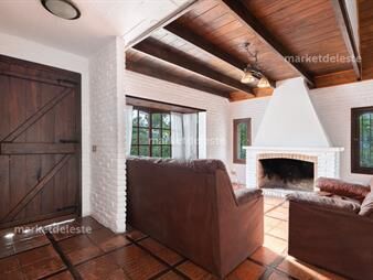 https://web5.gallito.com.uy/casa-en-pinares-3-dorm-inmuebles-25372453